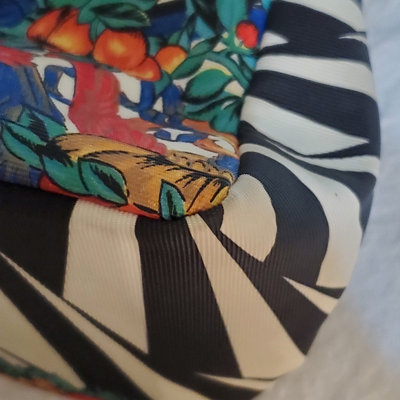 Gianni Versace Floral Black Leather/Canvas Bucketbag Shoulderbag/CB. - Picture 9 of 12